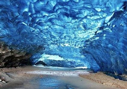 غار یخی چما، از زیبایی های طبیعت سردسیر ایران زمین